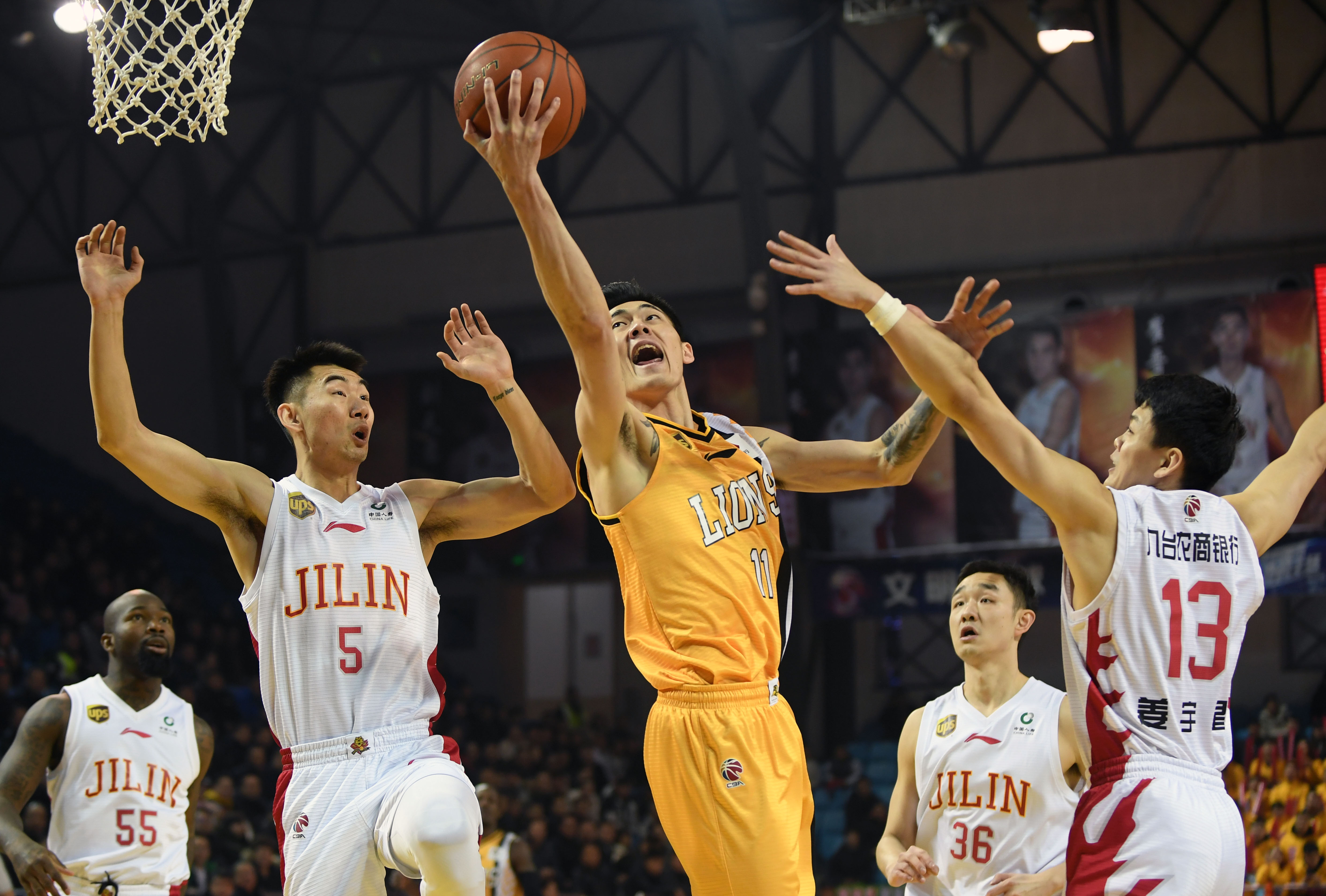 CBA最新消息！曝郭艾伦明年自由身林葳13中3后又14中4崔永熙继续冲NBA