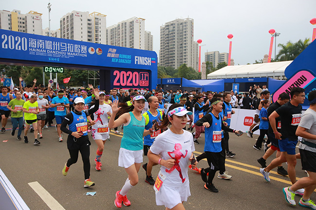 2025乌鲁木齐马拉松正式定档！兵团第十二师半程马拉松正在报名中！